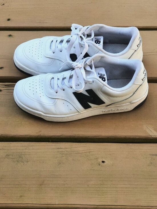 New Balance T500 Athletic Shoe - NB 103 White / Black Men\'s Size 9